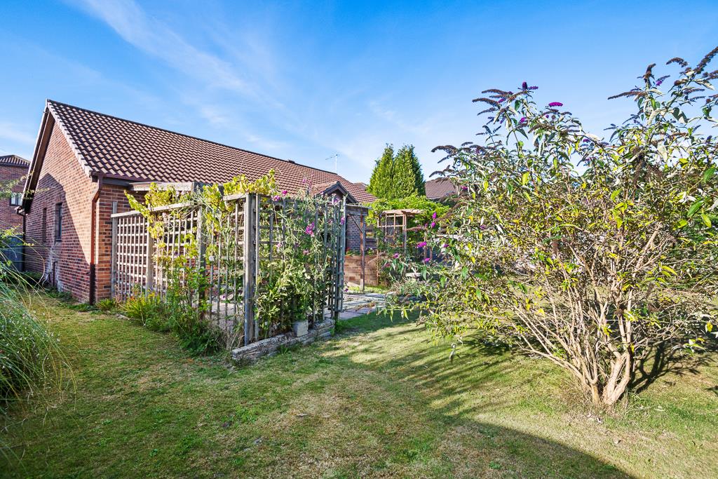 Summerfield Drive, Moulton, Northwich CW Estate Agents